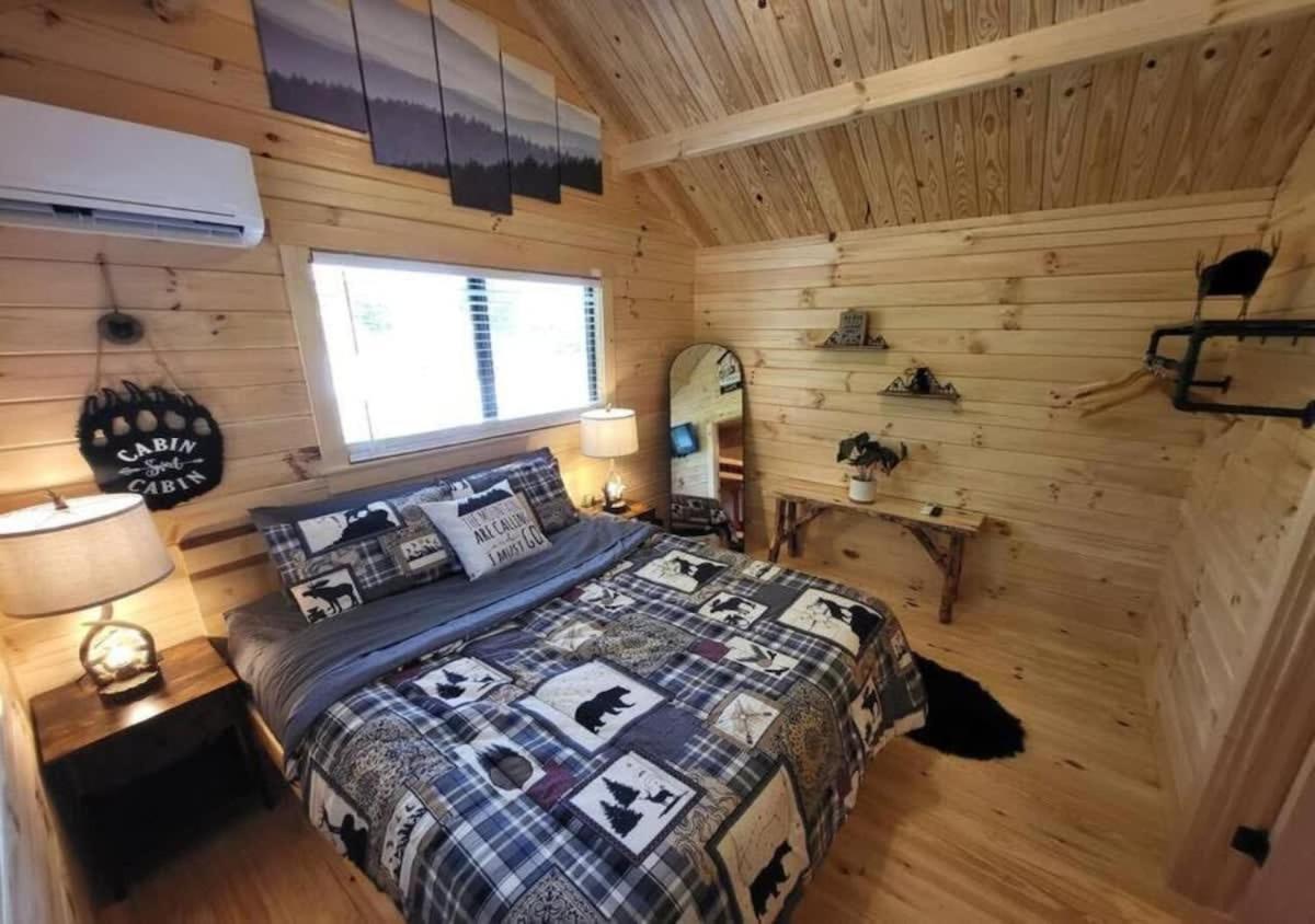 Picturesque Family With Loft In Tennessee Holiday home Sevierville